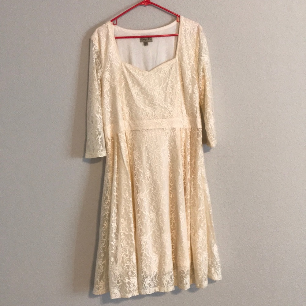 Lindy Bop Lace ivory party dress